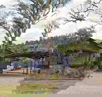 Kickenback Chalet - New Castle Holiday