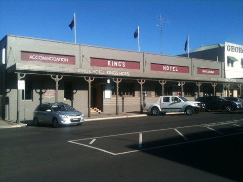 Kings Hotel - New Castle Holiday 0