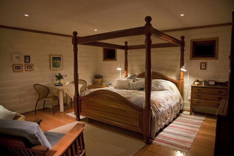 Lonely Goat Olive Farm - New Castle Holiday 1