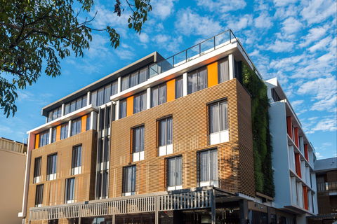 Mantra Richmont Hotel - New Castle Holiday 0