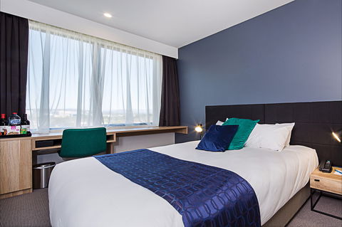 Mantra MacArthur Hotel - New Castle Holiday 1