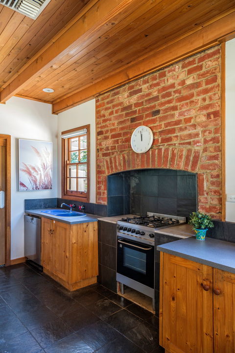 McLaren Vale Getaways - New Castle Holiday 2