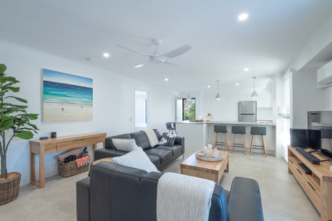 Munna Beach Apartments - New Castle Holiday 1