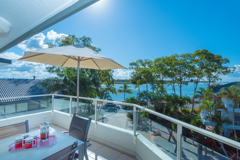 Munna Beach Apartments - New Castle Holiday 2