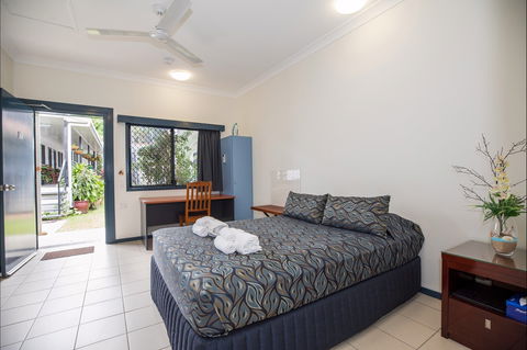 Palm Island Motel - New Castle Holiday 1