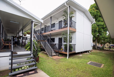Palm Island Motel - New Castle Holiday 2