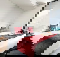 Ramada by Wyndham Vetroblu Scarborough Beach - New Castle Holiday