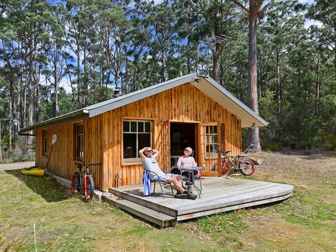 Saintys Creek Cottage - New Castle Holiday 2