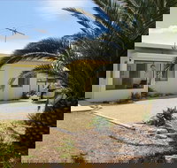 Seahorse Beach Shack - New Castle Holiday