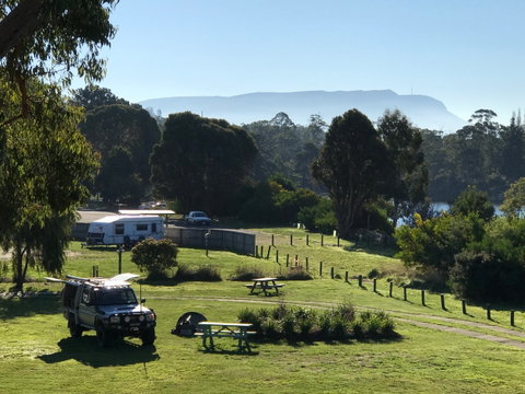 Snug Beach Cabin And Caravan Park - New Castle Holiday 0