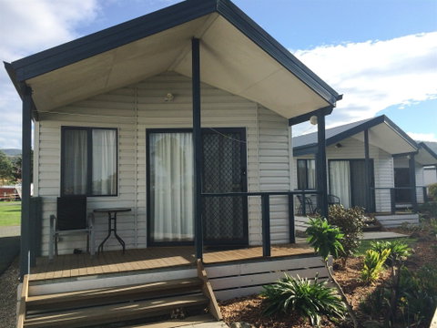 Snug Beach Cabin And Caravan Park - New Castle Holiday 2