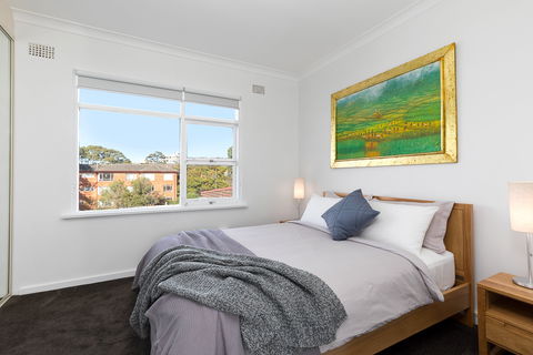 St Valentines Apartments Mosman - New Castle Holiday 2