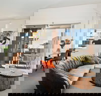 Terminus Apartment Hotel - New Castle Holiday