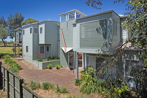 The Boathouse Culburra Beach - New Castle Holiday 1