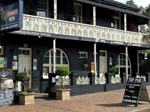 Top Pub - New Castle Holiday 0