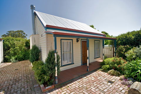 Torquay 1903 Period Cottages - New Castle Holiday 1