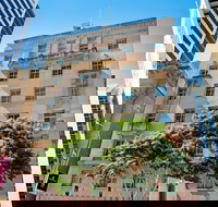 ULTIQA Rothbury Hotel - New Castle Holiday