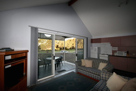Views, Ammenity And Easy Bay Lifestyle - New Castle Holiday 0