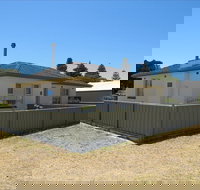 Walters Holiday Home - New Castle Holiday