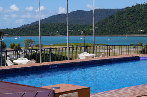 Whitsunday Terraces Resort - New Castle Holiday 2