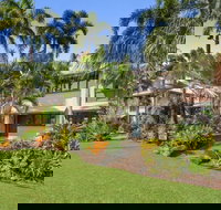 Wongalinga Mission Beach - New Castle Holiday