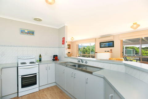 34 Newell Avenue, Middleton - New Castle Holiday 0
