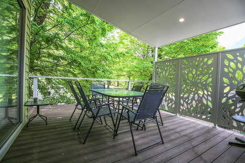 Aberdeen - New Castle Holiday 2