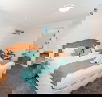 Adrift Apartments - New Castle Holiday