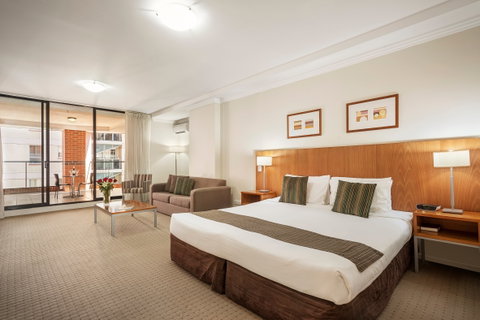 APX Darling Harbour - New Castle Holiday 1
