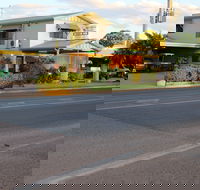 Barcaldine Country Motor Inn - New Castle Holiday