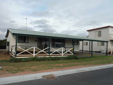 Beach Escape - New Castle Holiday 0