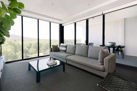 Birch Apartments - New Castle Holiday 2