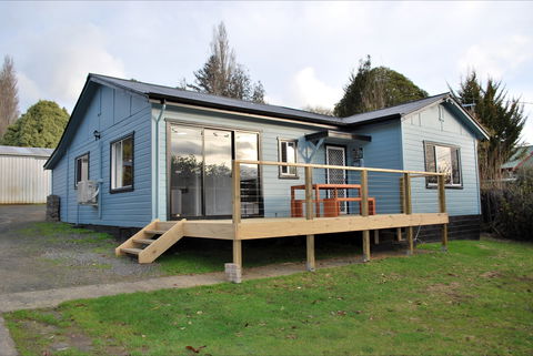 Blue Square Maydena Accommodation - New Castle Holiday 0