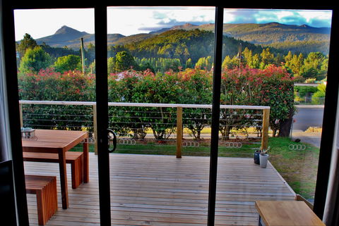 Blue Square Maydena Accommodation - New Castle Holiday 2