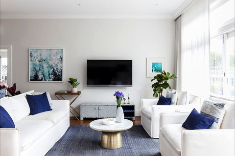 Bondi Blue - New Castle Holiday 2