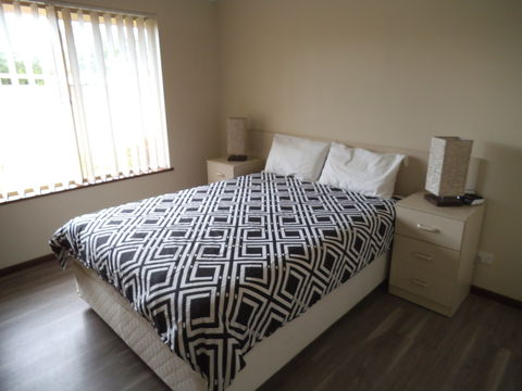 Busselton Seaside Escape Apartment - New Castle Holiday 2