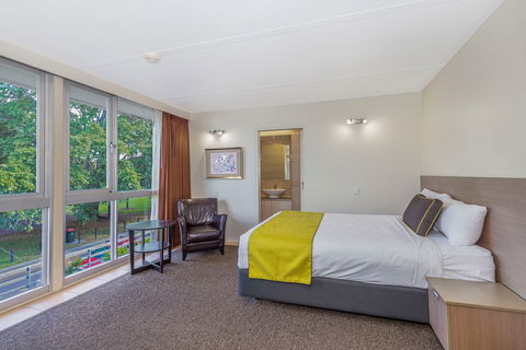 Econo Lodge City Star Brisbane - New Castle Holiday 1