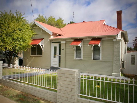 Gipps Street Cottage - Open - New Castle Holiday 0