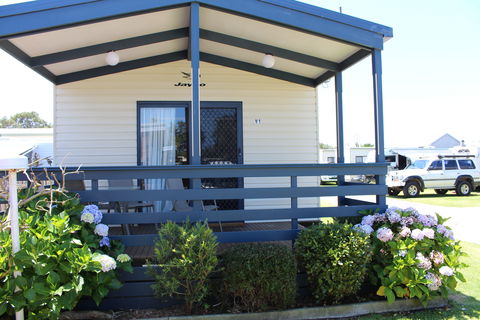 Golden Terrace Holiday Park - New Castle Holiday 0