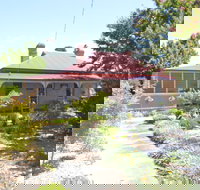 Haywards Cottage - New Castle Holiday