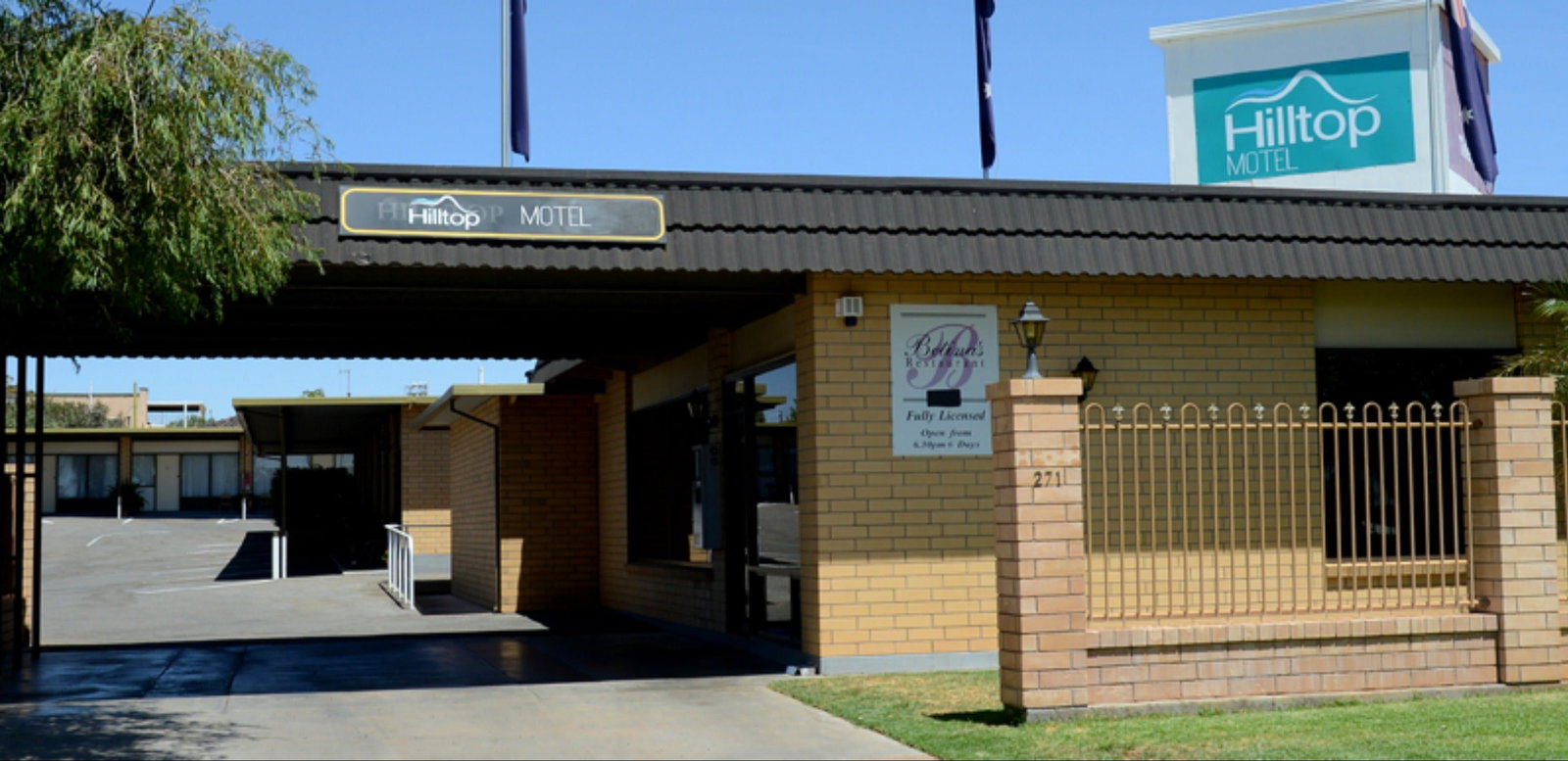 Mutawintji NSW New Castle Holiday