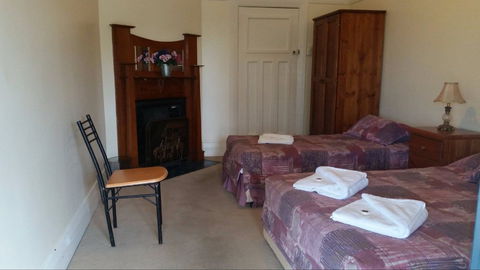 Kitchener Hotel - New Castle Holiday 2