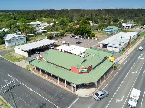 Lamington Hotel Motel - New Castle Holiday 1