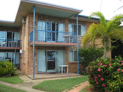 Lisianna Holiday Apartments - New Castle Holiday 0