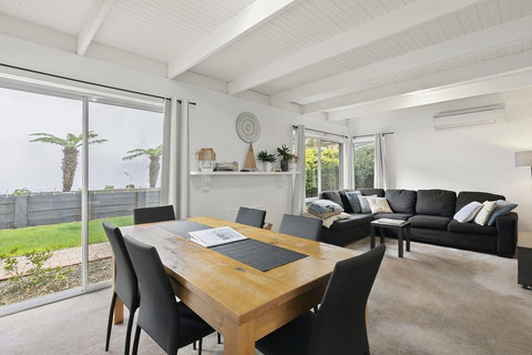 Mysa Anglesea - New Castle Holiday 1