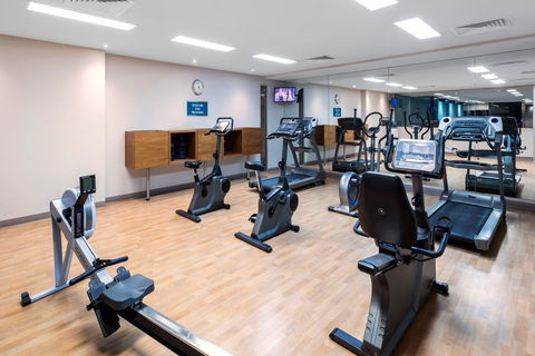 Oaks Glenelg Plaza Pier Suites - New Castle Holiday 2