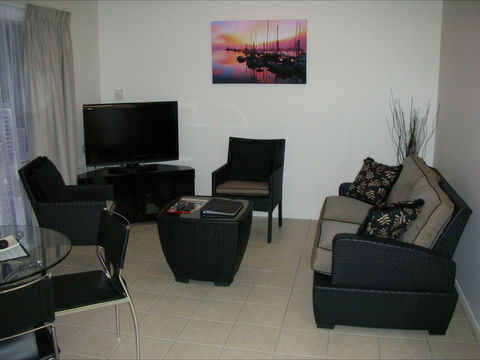 Palm View Holiday Apartments - New Castle Holiday 0