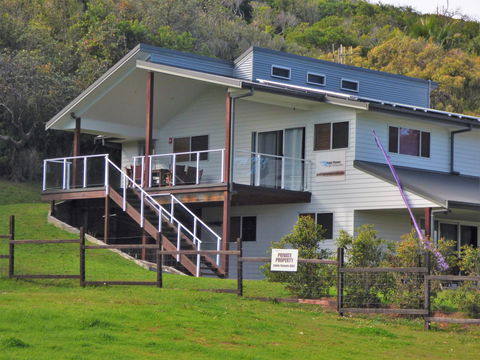 Point Plomer Holiday Cottages - New Castle Holiday 0