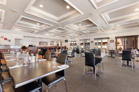 Quality Inn Railway - New Castle Holiday 0