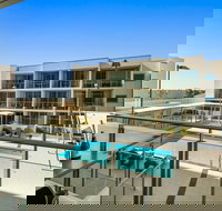 Quest Scarborough - New Castle Holiday